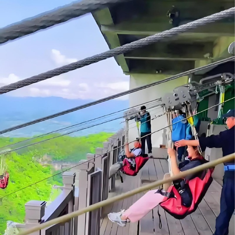 High-altitude zipline equipmen - đánh giá và giá Outdoor Adventure Ziplines & Waterfall